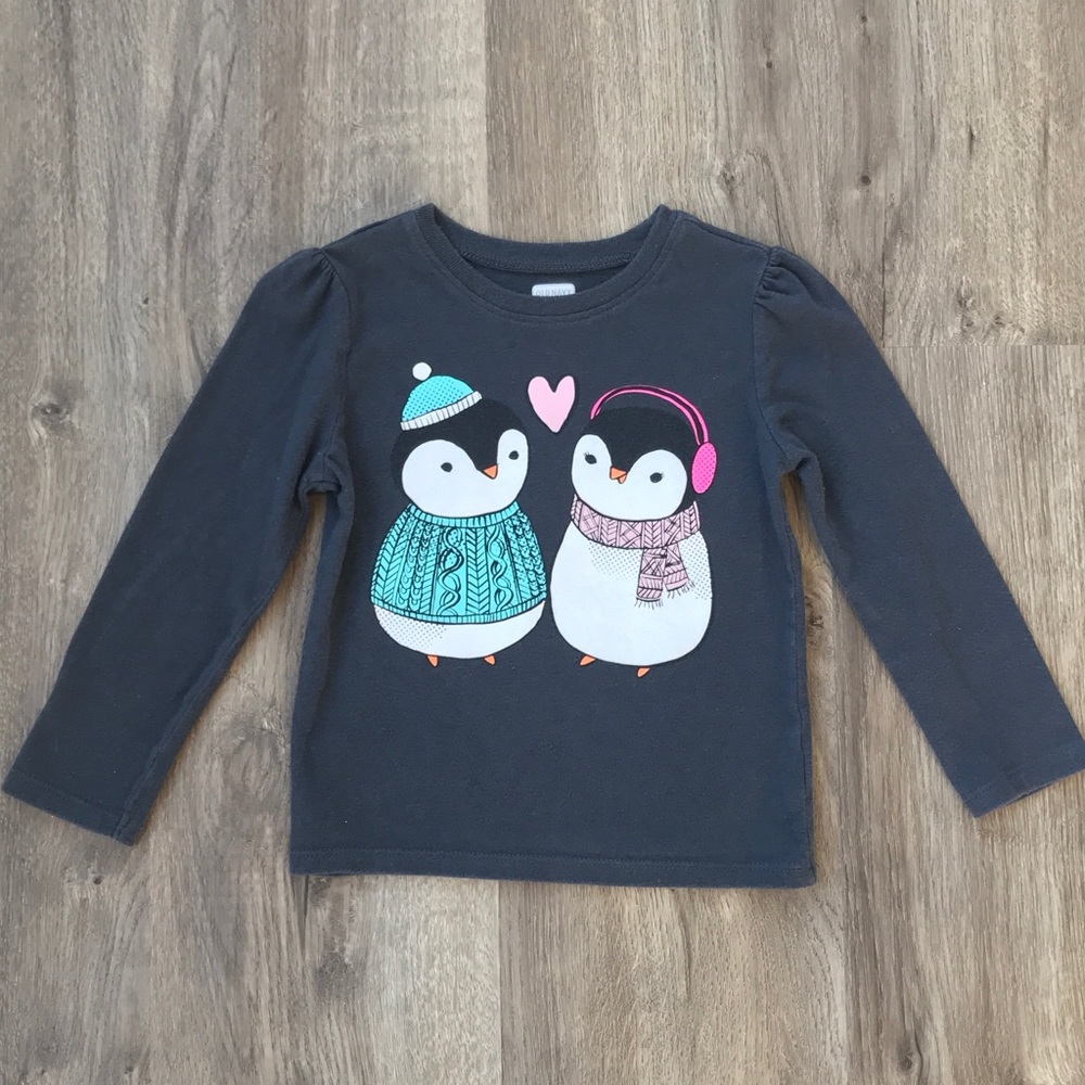 Old Navy Girls 2T Gray Winter Penguin Top EUC